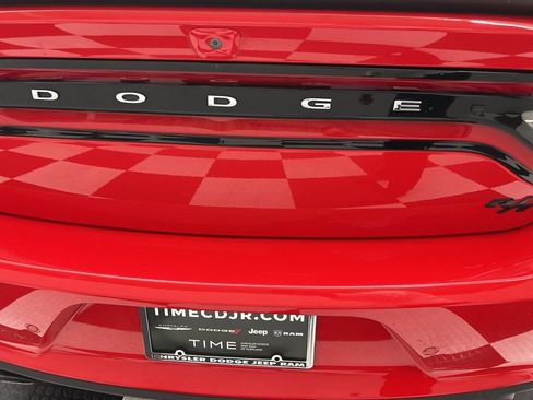 Used 2019 Dodge Charger R/T w/ Plus Group image 6