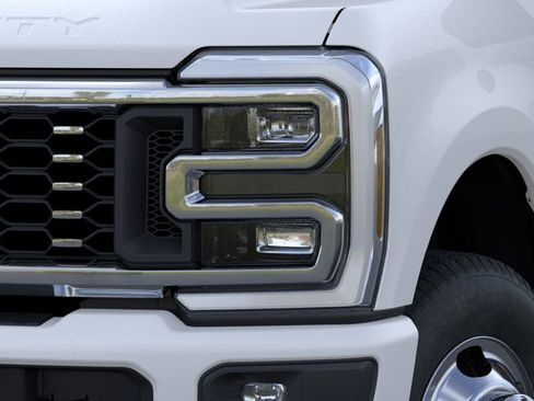 New 2026 Ford F350 Platinum AWD/4WD image 18