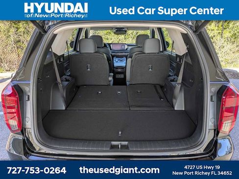 Used 2023 Hyundai Palisade SEL w/ Cargo Package image 13