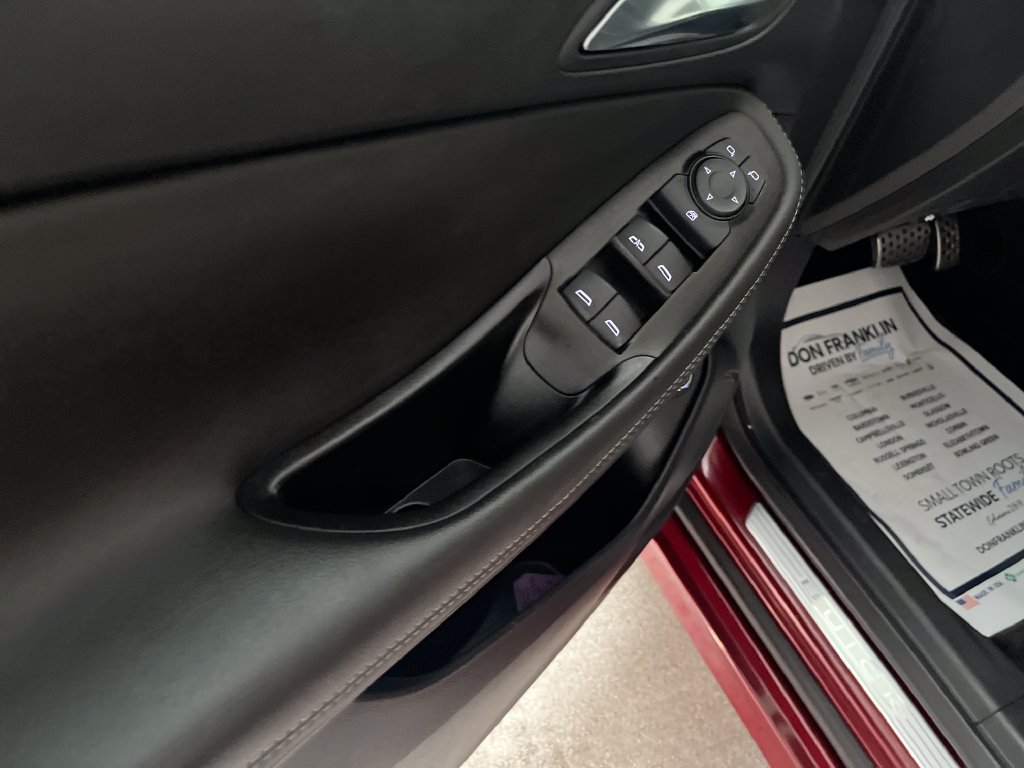 Used 2023 Buick Encore GX Select w/ Sport Touring Package FWD image 10