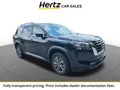Used 2025 Nissan Pathfinder SV