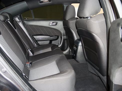 Used 2022 Dodge Charger R/T w/ Blacktop Package image 72