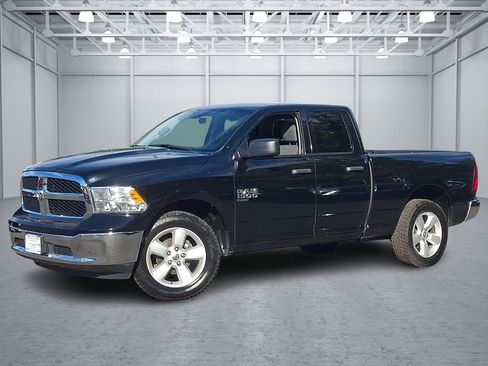 Used 2024 RAM 1500 Classic SLT AWD/4WD image 1