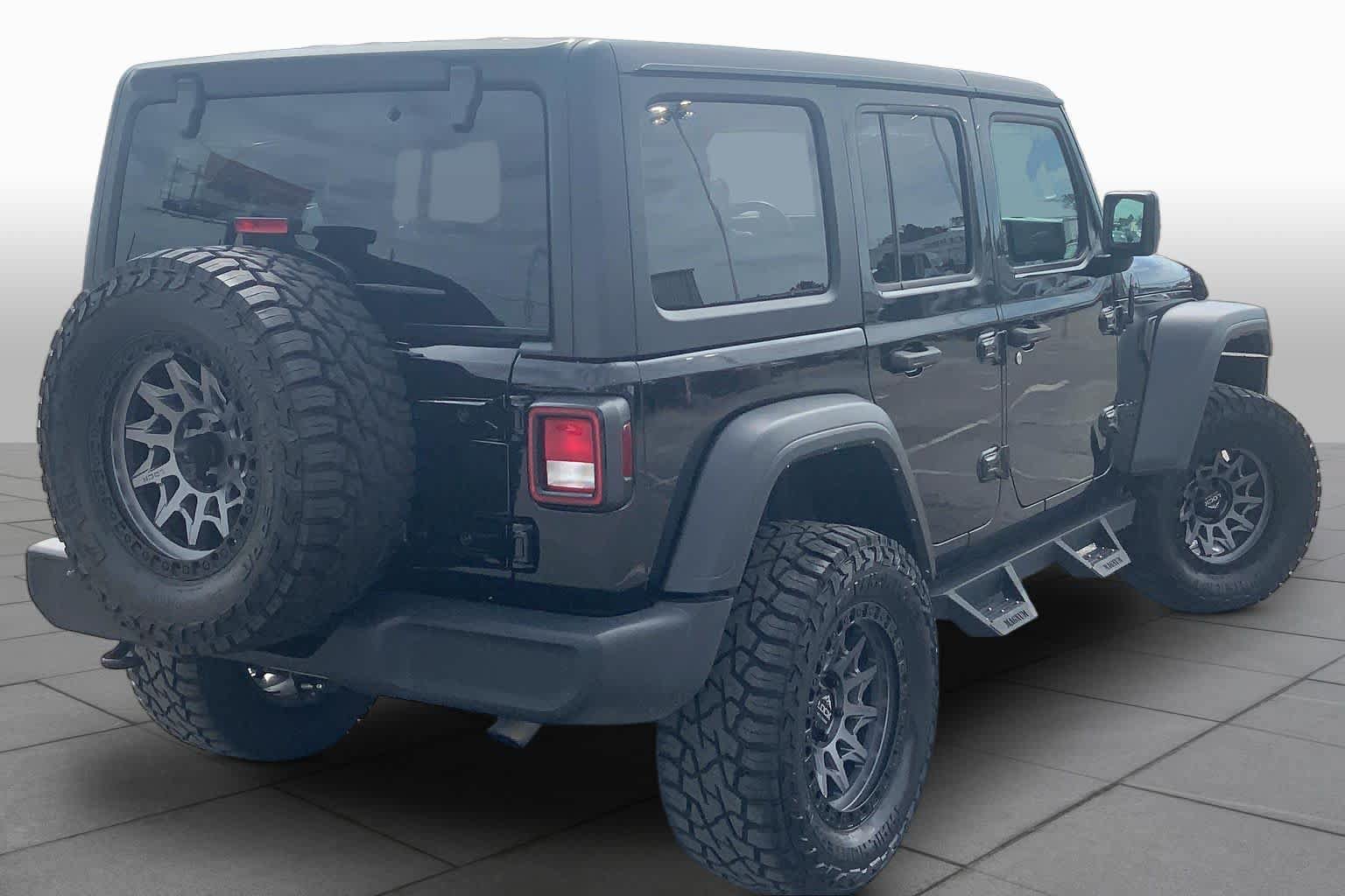 Used 2021 Jeep Wrangler Unlimited Sport AWD/4WD image 13