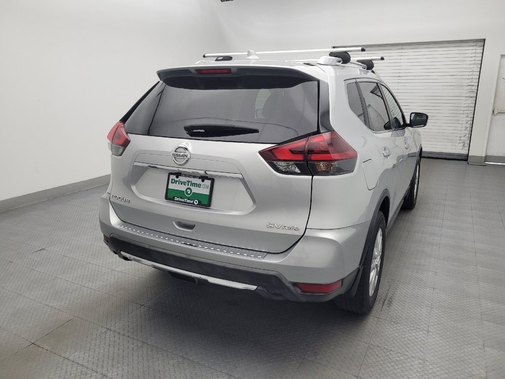 Used 2018 Nissan Rogue SV AWD/4WD image 7
