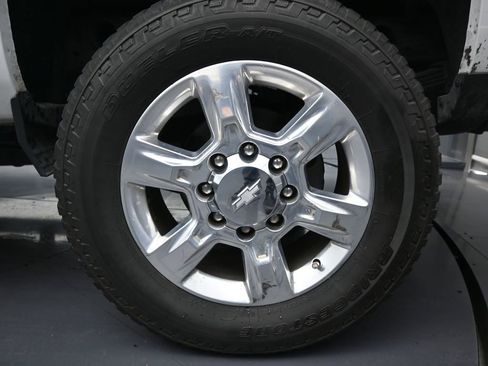 Used 2018 Chevrolet Silverado 2500 LTZ w/ Duramax Plus Package image 10