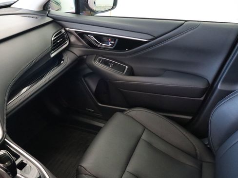 Used 2025 Subaru Outback Touring w/ Popular Package #2 image 24