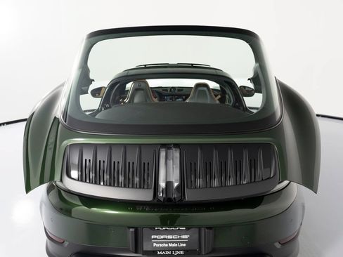 Certified 2026 Porsche 911 Targa 4 GTS AWD/4WD image 61