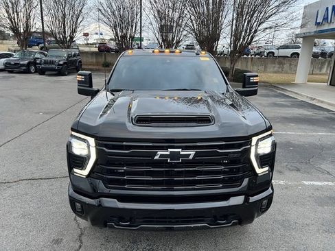 Certified 2024 Chevrolet Silverado 2500 LTZ w/ LTZ Plus Package image 10