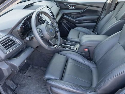 Used 2025 Subaru Ascent Bronze Edition AWD/4WD image 2