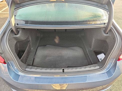 Used 2025 BMW 330i xDrive Sedan w/ M Sport Package image 27