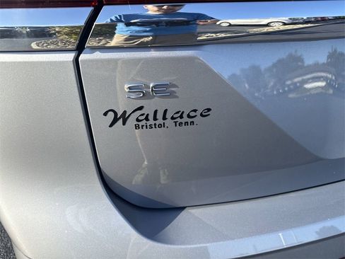 New 2026 Volkswagen Atlas SE image 7