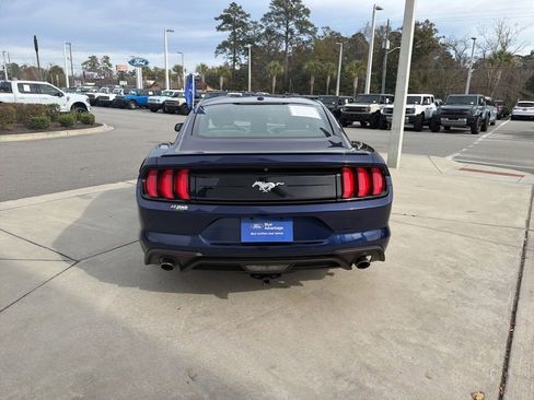 Used 2018 Ford Mustang Coupe w/ Equipment Group 101A image 6