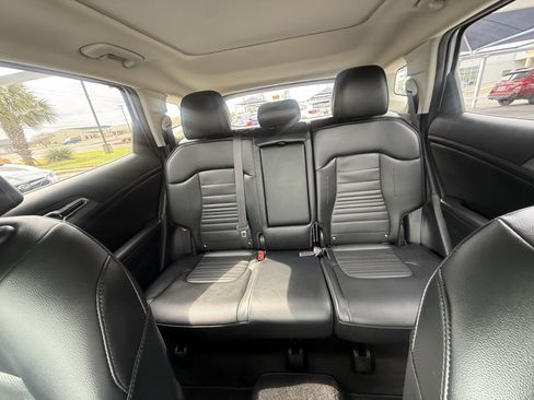 Used 2023 Kia Sportage SX image 16