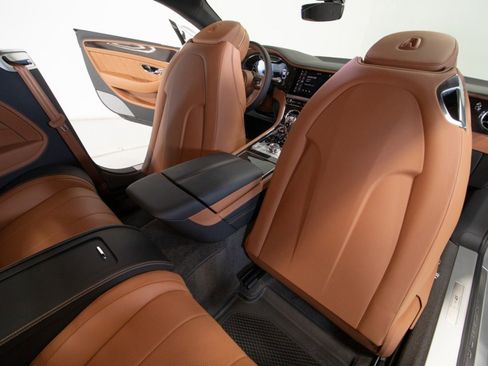 Used 2024 Bentley Continental GT Mulliner image 51