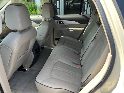 Used 2014 Lincoln MKX w/ Equipment Group 101A image 8