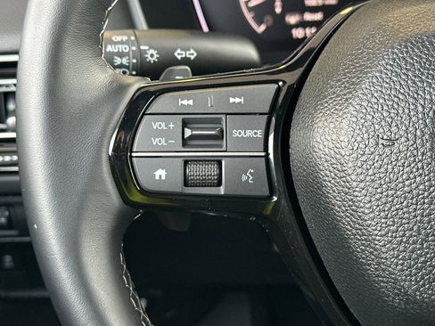 Used 2025 Honda Civic Sport image 26