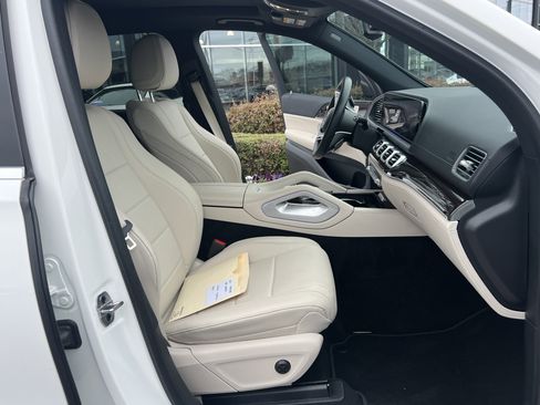 Certified 2024 Mercedes-Benz GLE 450e GLE 450e Plug-In Hybrid image 35