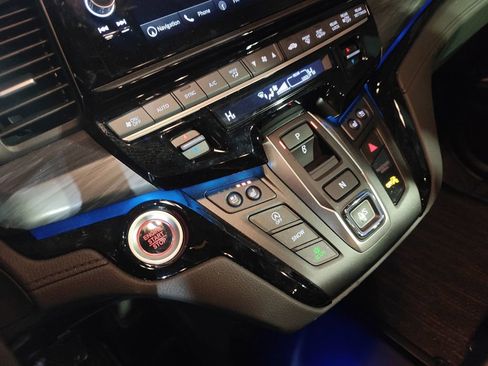 Used 2026 Honda Odyssey Elite image 10