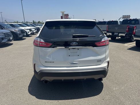 Used 2020 Ford Edge SEL w/ Convenience Package FWD image 5