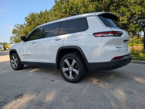 Used 2021 Jeep Grand Cherokee L Limited w/ Luxury Tech Group II AWD/4WD image 6