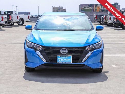 Used 2024 Nissan Sentra SV FWD image 2