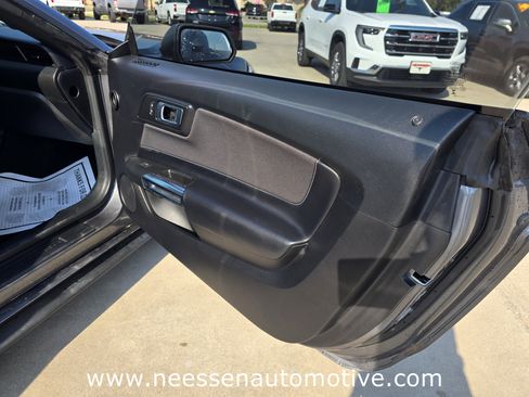 Used 2023 Ford Mustang Coupe image 11