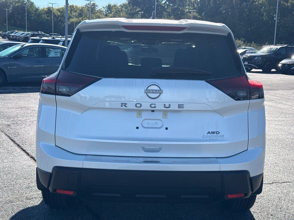 New 2026 Nissan Rogue SV AWD/4WD image 3
