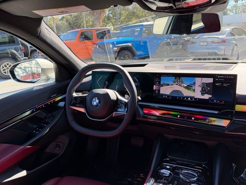Used 2025 BMW 540i xDrive image 35