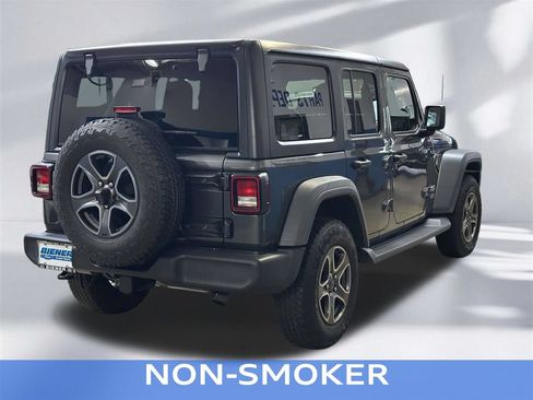 Used 2018 Jeep Wrangler Unlimited Sport S AWD/4WD image 8