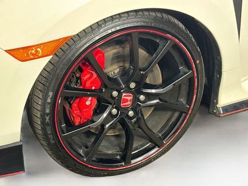 Certified 2021 Honda Civic Type R image 27