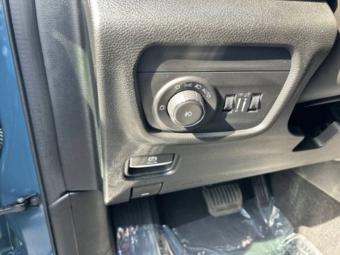 Used 2026 Jeep Grand Cherokee L Limited w/ Limited Altitude Package RWD image 37
