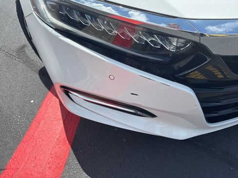 Used 2020 Honda Accord Touring image 5