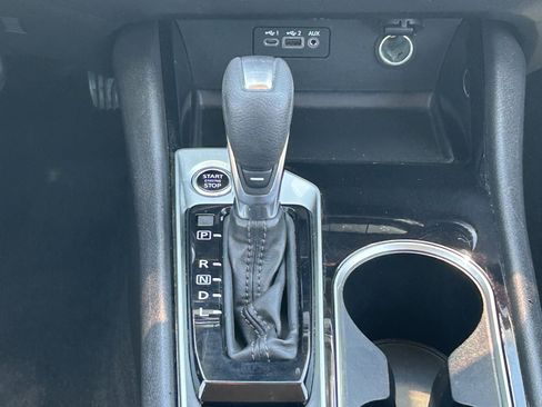 Used 2024 Nissan Altima 2.5 SV FWD image 20