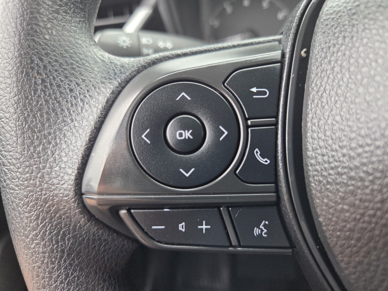 Used 2024 Toyota Corolla LE FWD image 26