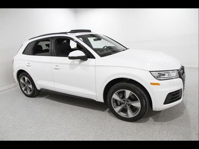 Used 2020 Audi Q5 2.0T Premium w/ Titanium Sport Package