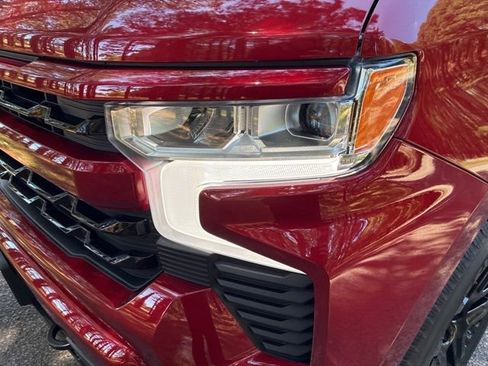 Used 2024 Chevrolet Silverado 1500 RST w/ Convenience Package II AWD/4WD image 10
