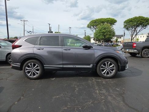 Used 2020 Honda CR-V Touring image 2