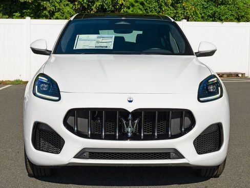 New 2025 Maserati Grecale Modena image 2