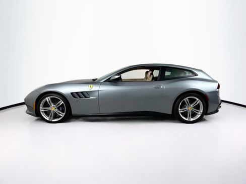 Certified 2018 Ferrari GTC4Lusso AWD/4WD image 4