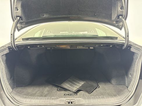 Certified 2024 Nissan Altima 2.5 SV image 34