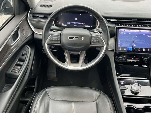 Used 2022 Jeep Grand Cherokee L Limited w/ MOPAR Finishing Package image 19