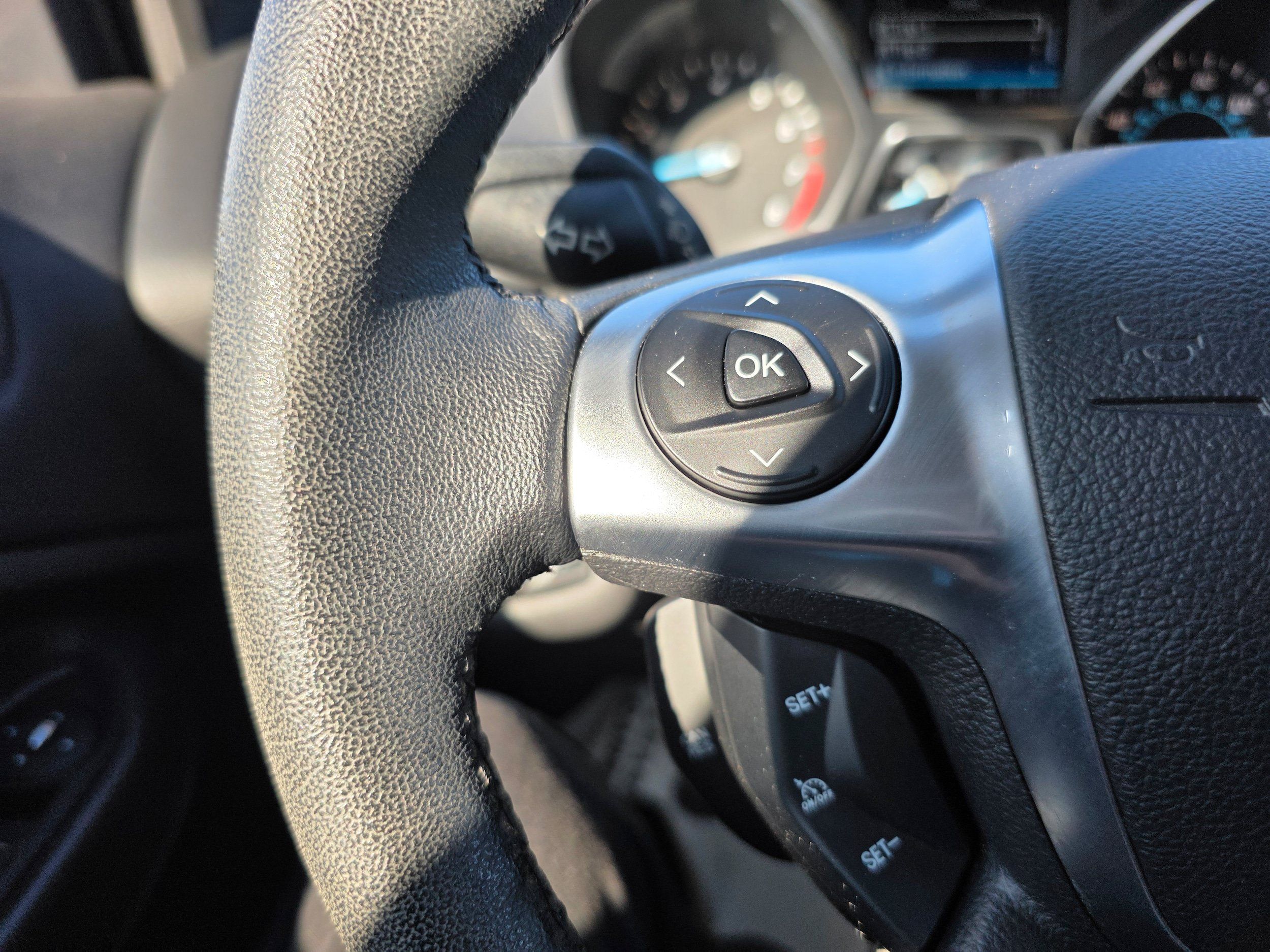 Used 2015 Ford Escape Titanium w/ Equipment Group 301A FWD image 15