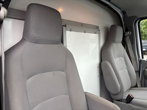 Used 2022 Ford E-350 and Econoline 350 Super Duty w/ Power Windows & Locks Group image 30