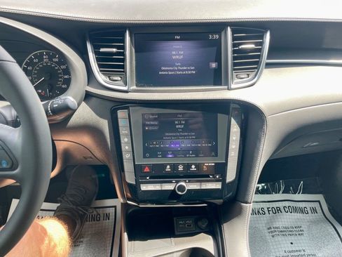 Used 2025 INFINITI QX50 Pure AWD/4WD image 15