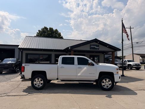 Used 2018 Chevrolet Silverado 2500 LTZ w/ Duramax Plus Package AWD/4WD image 1