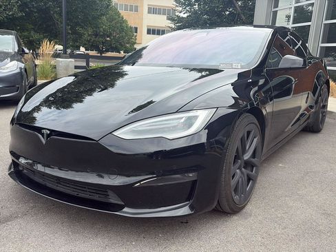 Used 2021 Tesla Model S Plaid AWD/4WD image 4