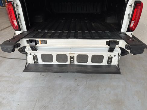 Used 2022 GMC Sierra 3500 Denali AWD/4WD image 24