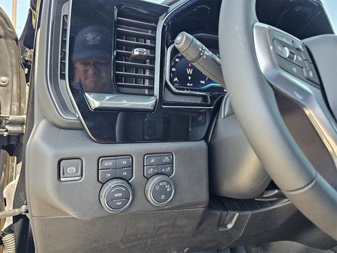 New 2025 Chevrolet Silverado 1500 LT w/ Texas Edition Plus image 18