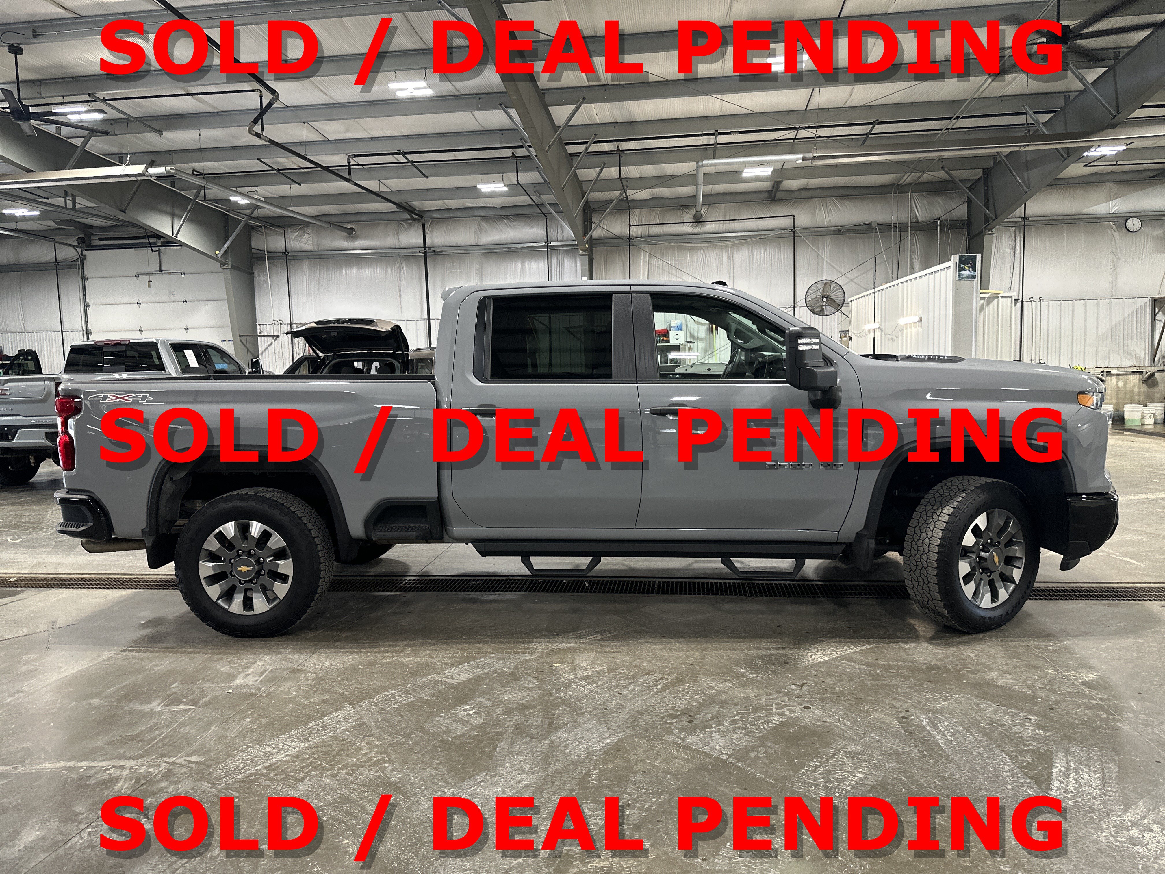 Used 2024 Chevrolet Silverado 2500 Custom w/ Custom Convenience Package AWD/4WD image 2